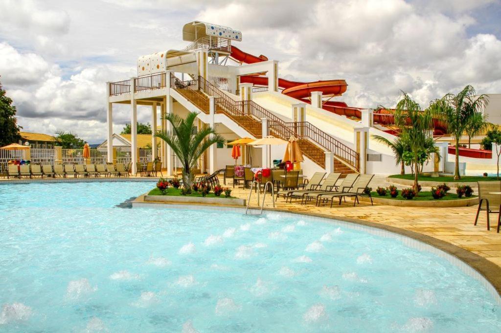 Thermas Lacqua Diroma Com Piscina De Ondas Gratis 24Horas Caldas Novas Exterior foto